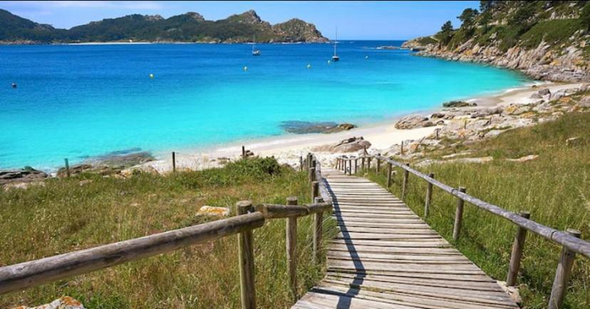 Atico Playa A Xunqueira - Moana, A 15 Min De Vigoアパートメント エクステリア 写真