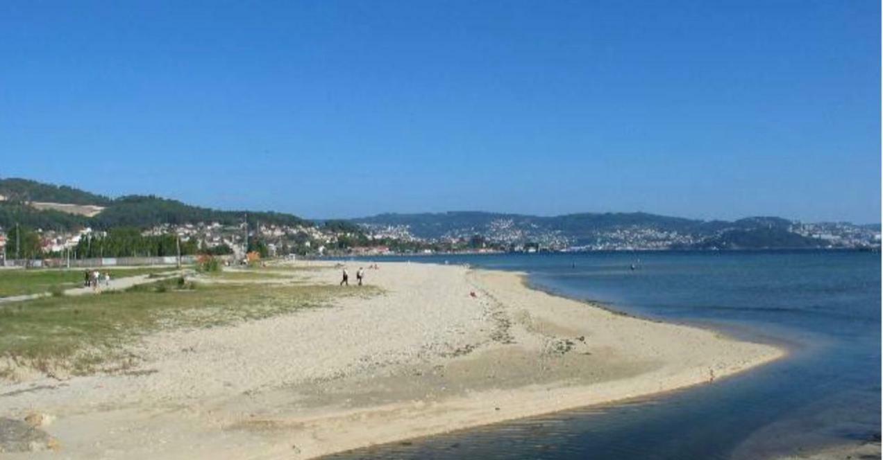 Atico Playa A Xunqueira - Moana, A 15 Min De Vigoアパートメント エクステリア 写真